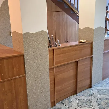 招待所 Sadyba 波别罗沃