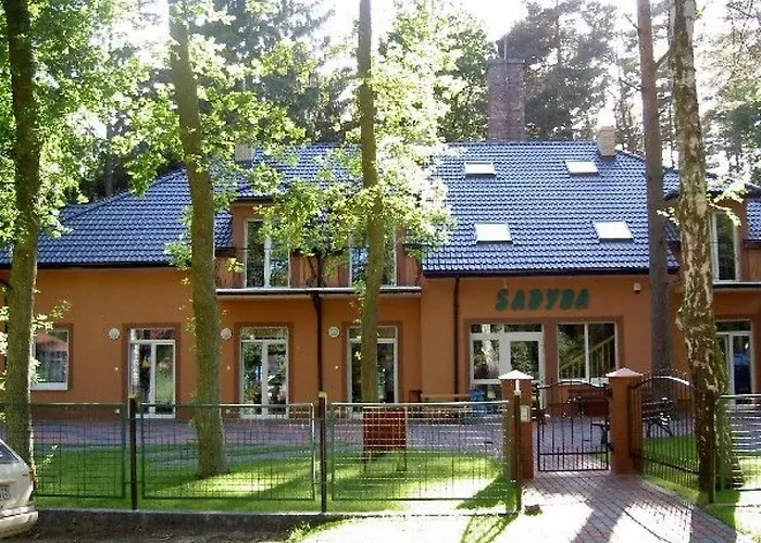 招待所 Sadyba