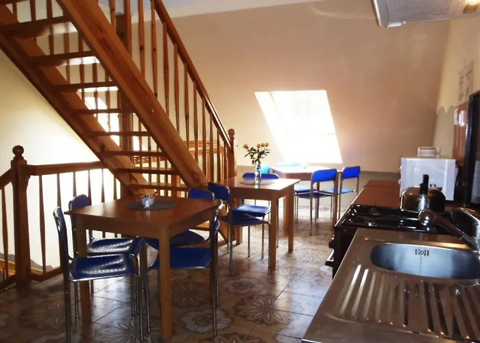 招待所 Sadyba 波别罗沃